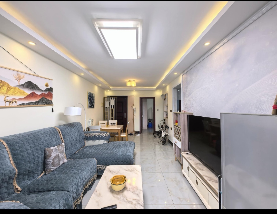 荣和千千树2室1厅55平米52.8万元