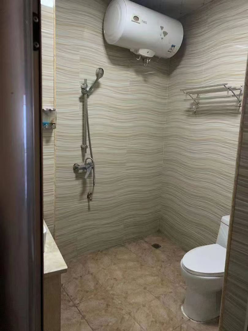 柳南区谷阜街65平米售价32万元